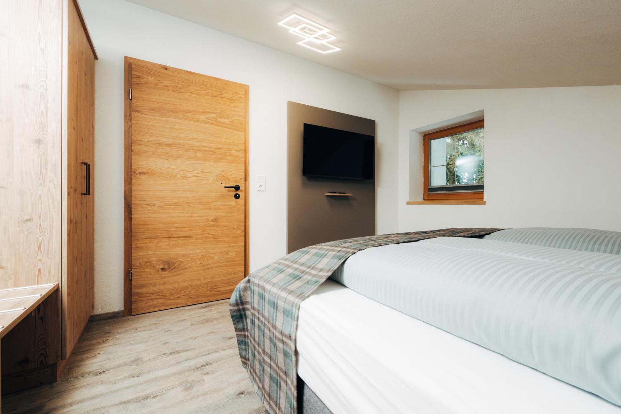Living Mountain Tannheim Apartment Exterior photo